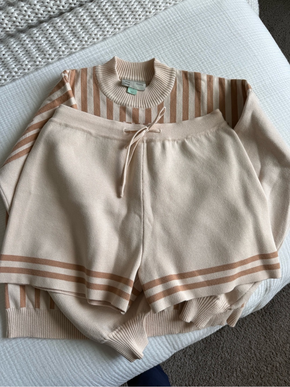 Anthropologie Cream Striped Sweater Mock Neck and Short Set, Size Large - Picture 3 of 6